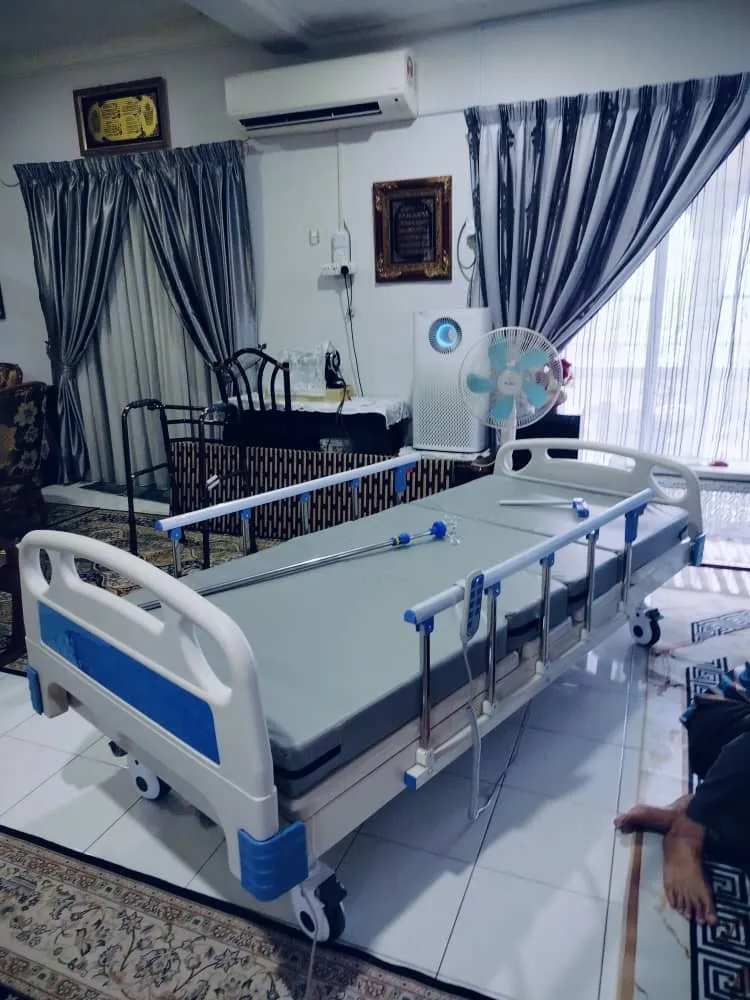 Penghantaran katil hospital Perak